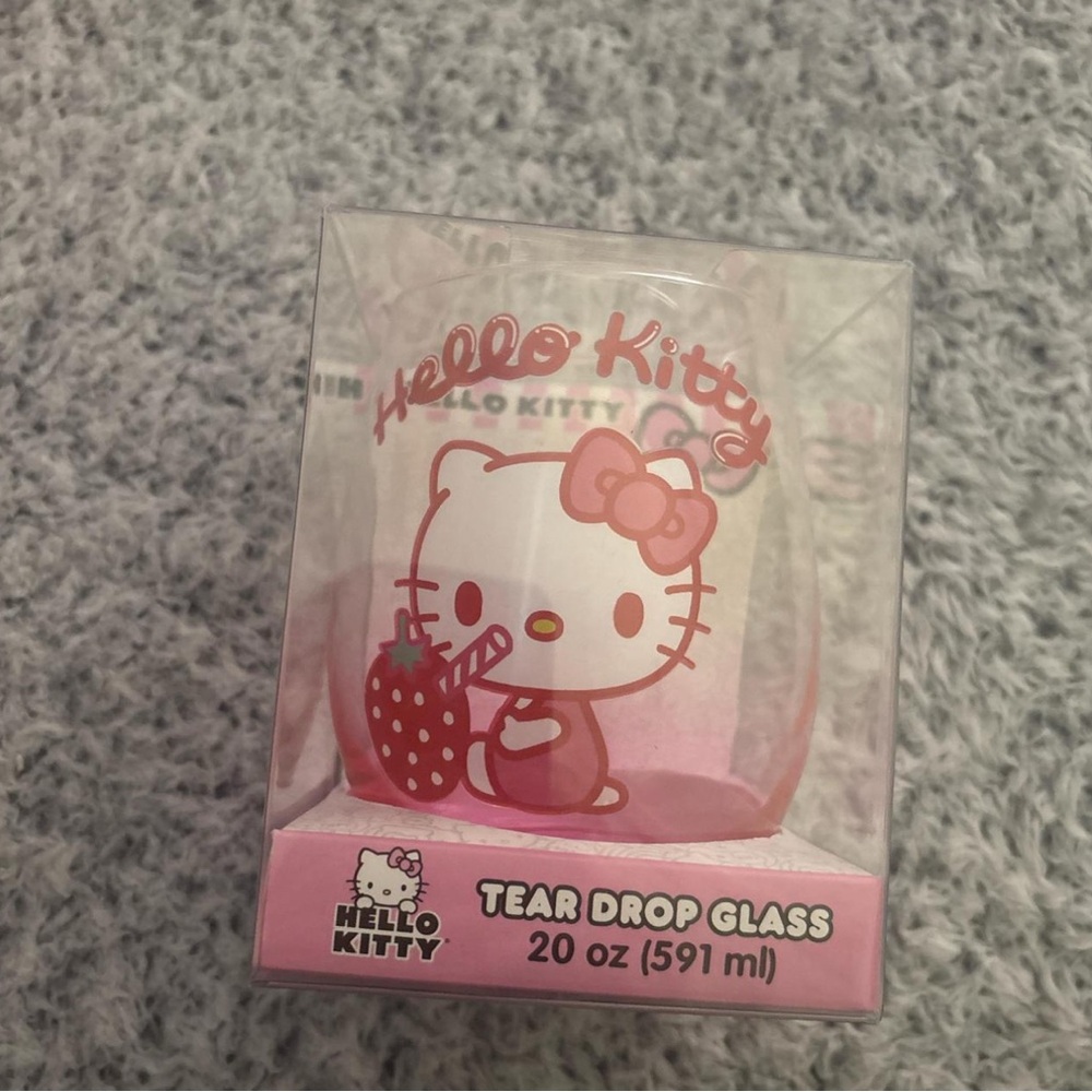 Hello Kitty Tear Drop Glass